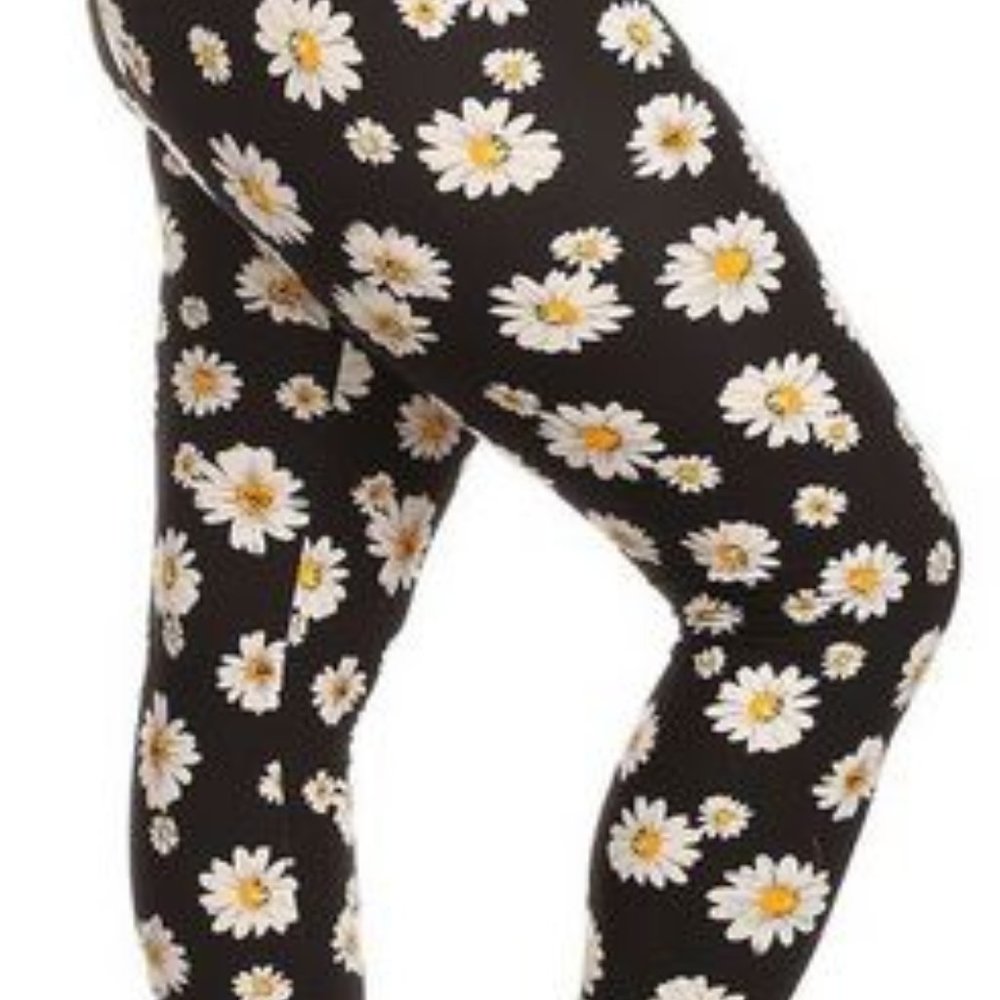 Plus Daisy Buttery Soft Leggings 2 sizes available